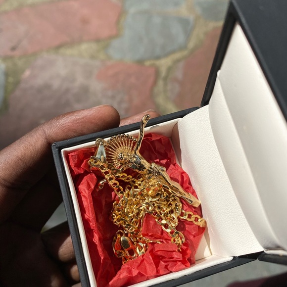 10k 24 inch 3.5 mm solid gold chain with pendant - Picture 6 of 6